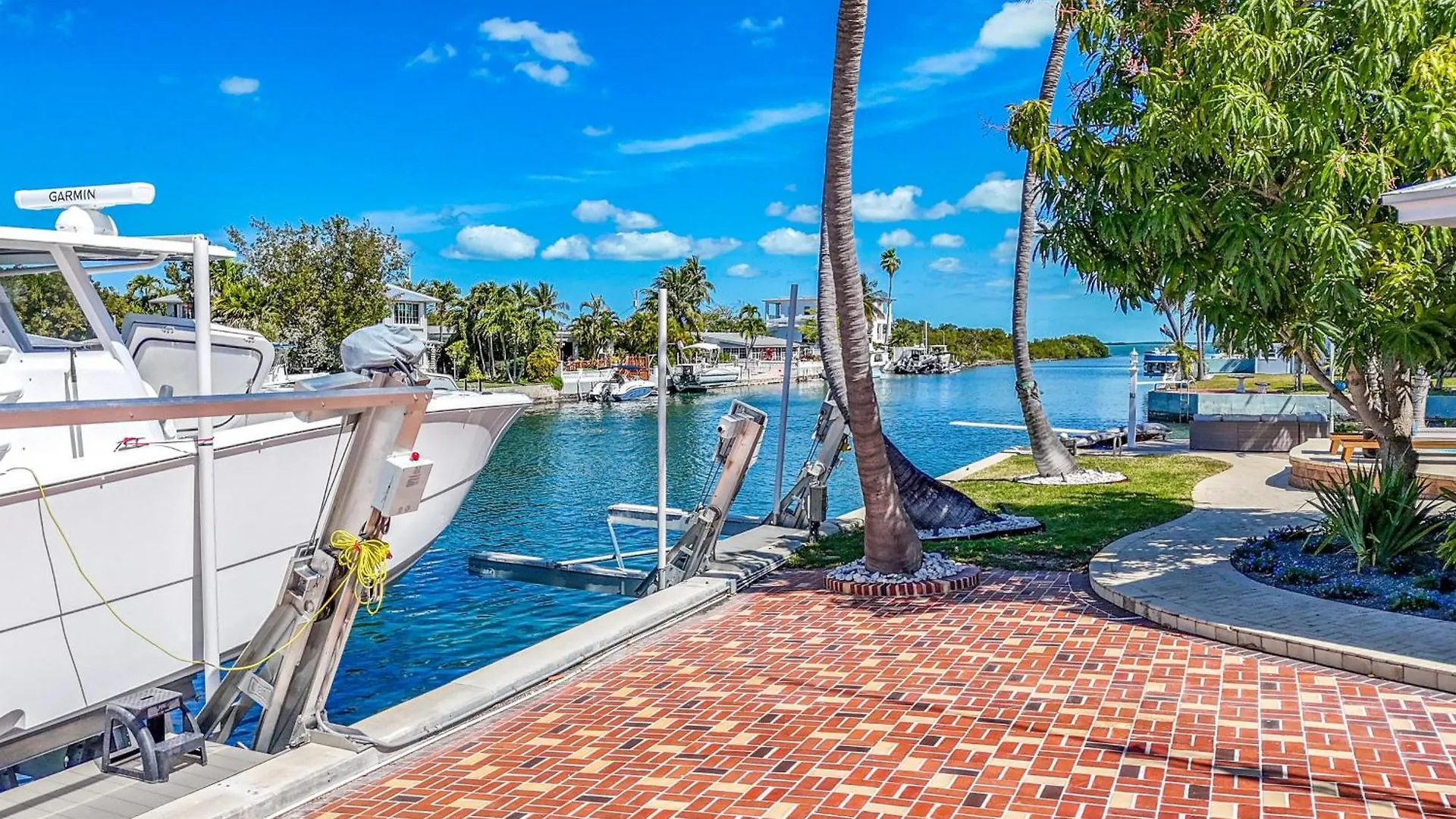 Triple Crown Villa Stock Island Holiday home